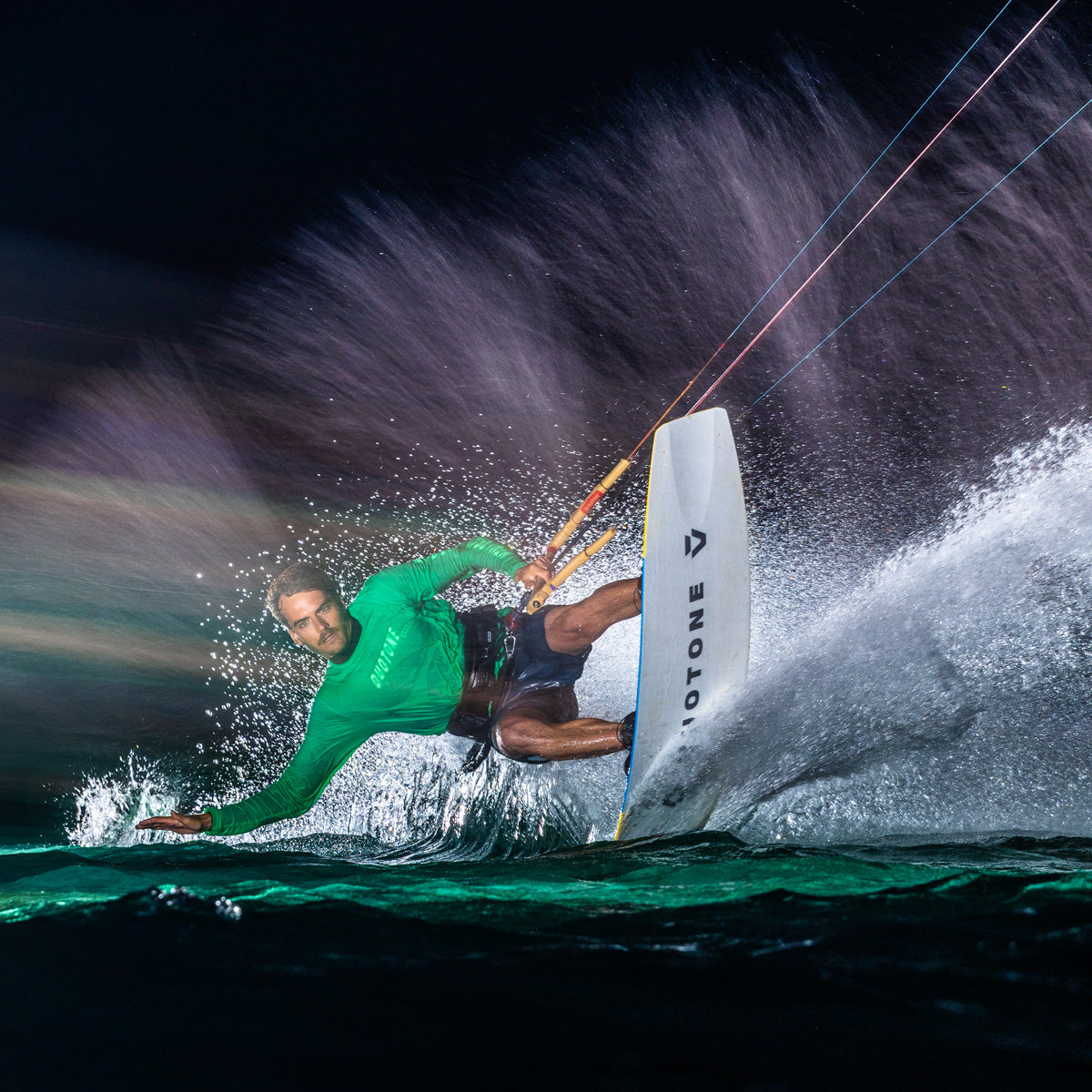 Duotone Click Bar 2026