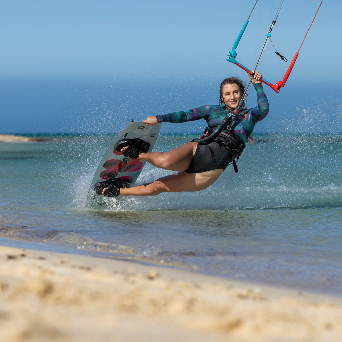 Duotone Trust Bar 2026