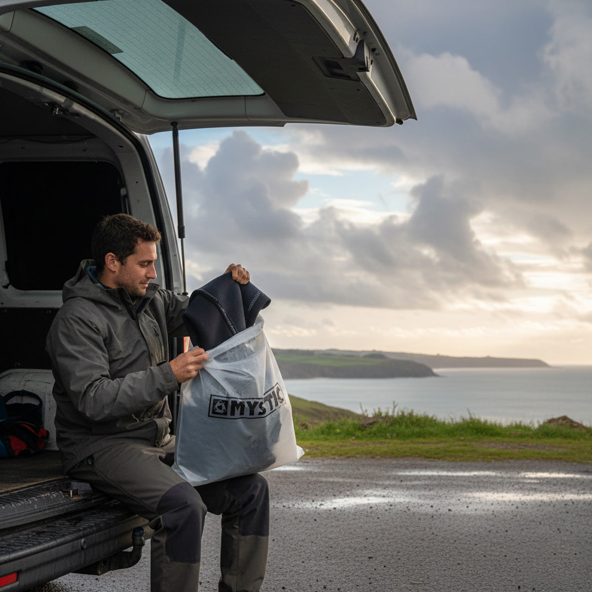 Mystic Wetsuit / Dry Bag